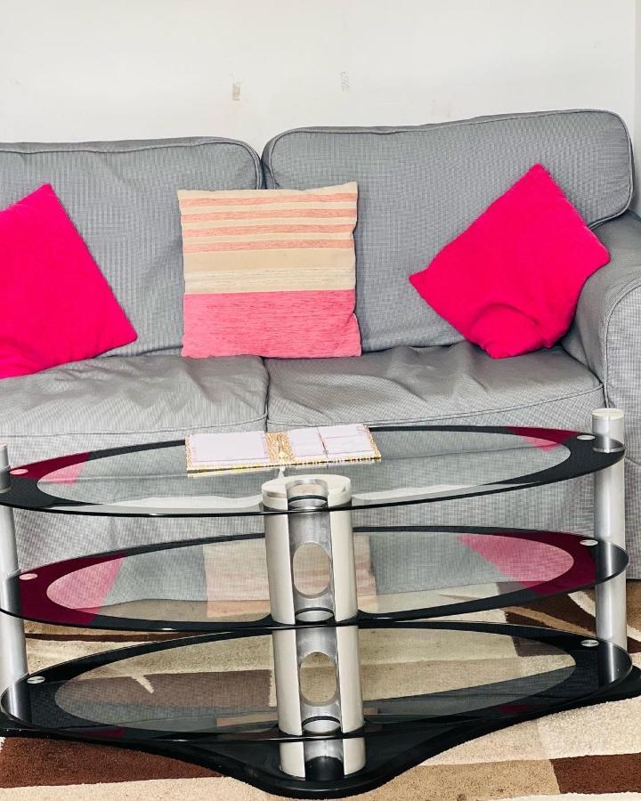 Simple 2Bed Flat In Edinburgh.アパートメント エクステリア 写真